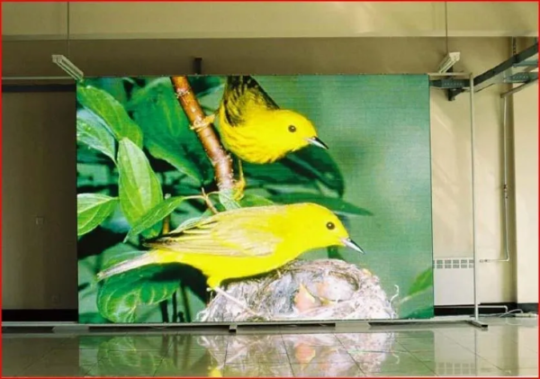 ÉCRAN PUBLICITAIRE LED P8 100×100 CM ÉTANCHE VISIBLE EN PLEIN SOLEIL