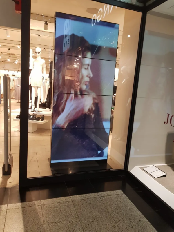 Mur Vidéo LCD 4K, Écran Géant très haute définition 4K 2x2, 4 Écrans de 75”
