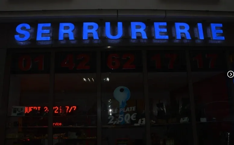 LETTRES LUMINEUSES 3D LED "SERRURERIE" 40CM – ALIM 400W