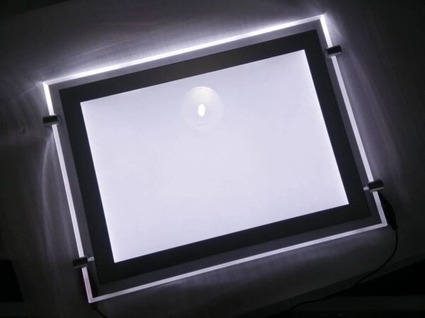 ENSEIGNE MAGASIN LUMINEUSE "PORTE AFFICHE VITRINE LED, TAILLE A4, 2 faces, 28x36.7 cm - Image 4